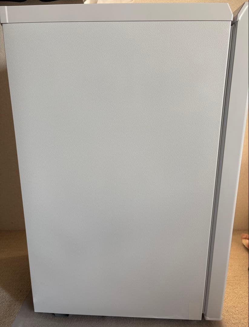 アイリスオーヤマ　ノンフロン冷凍庫　IUSN-S6A-W