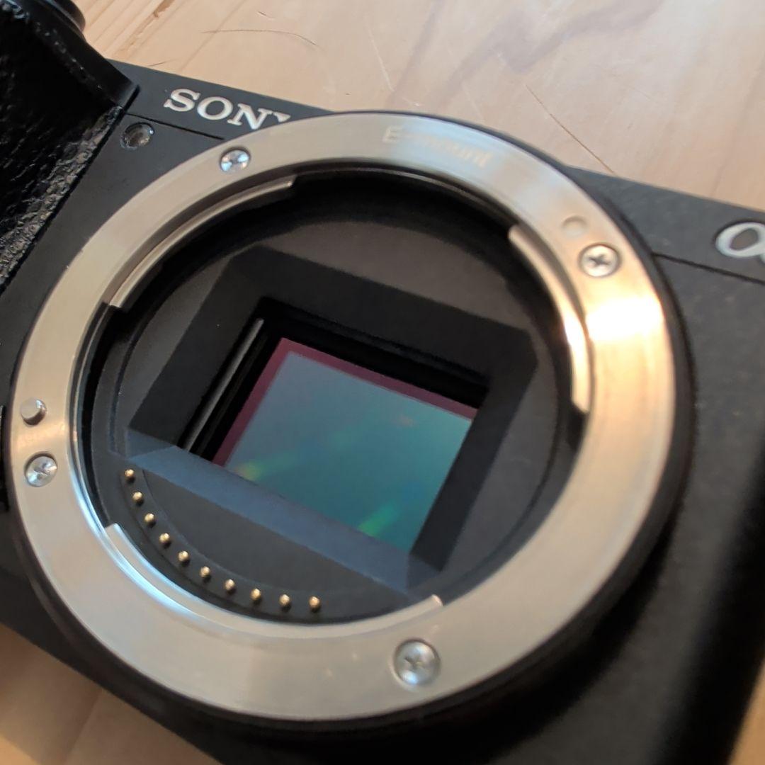 SONY α6500 ミラーレスカメラ 本体と付属品