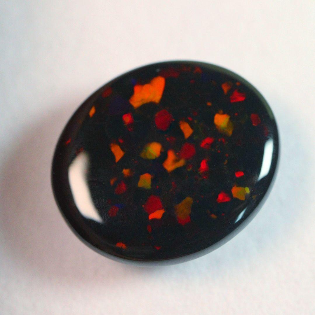 取置き可能　真紅 8ct オーストラリア ライトニングリッジ産　ブラックオパール