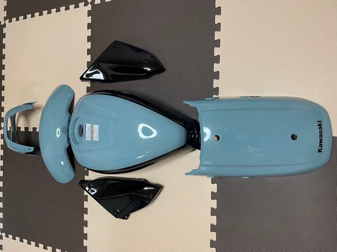 エリミネーター400新車外しタンクセット ブルー×ブラック