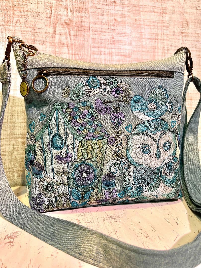 インディゴグラデデニム♡刺繍のふんわり柔らかショルダーバッグ♡フクロウちゃん