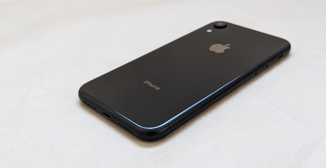 iPhone XR 128GB SIMフリー 顔認証対応 ブラック