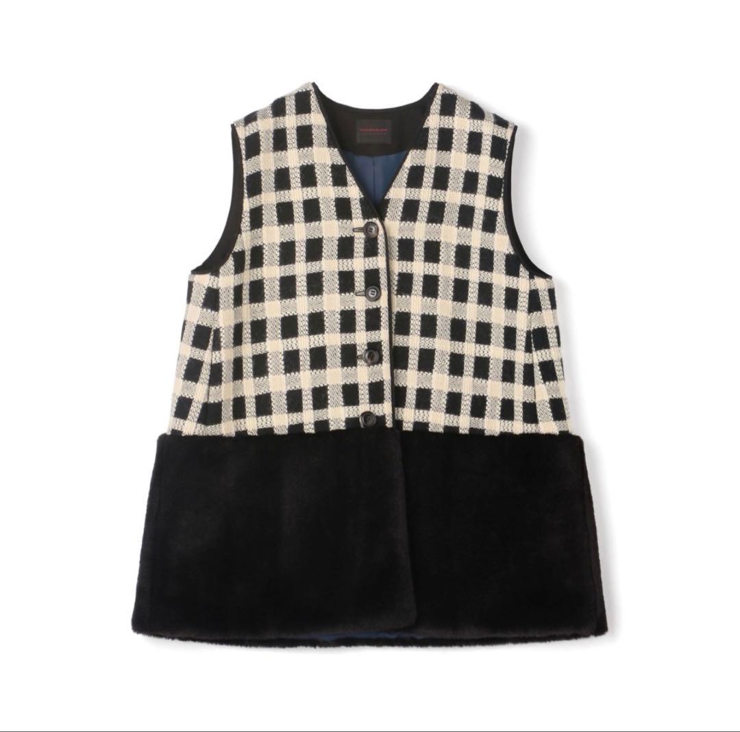 TOMORROWLAND 　タッタ—シェパード ファーペプラムジレ