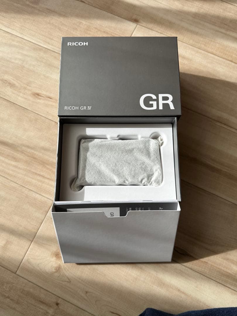 RICOH GR IV コンパクトデジタルカメラ