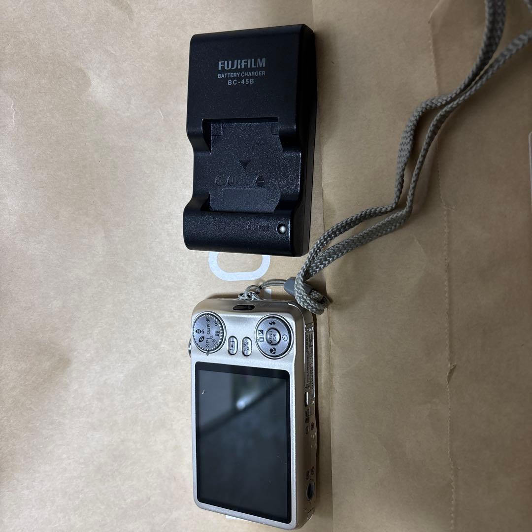 FUJIFILM 富士フイルム FinePix JX280デジタルカメラ