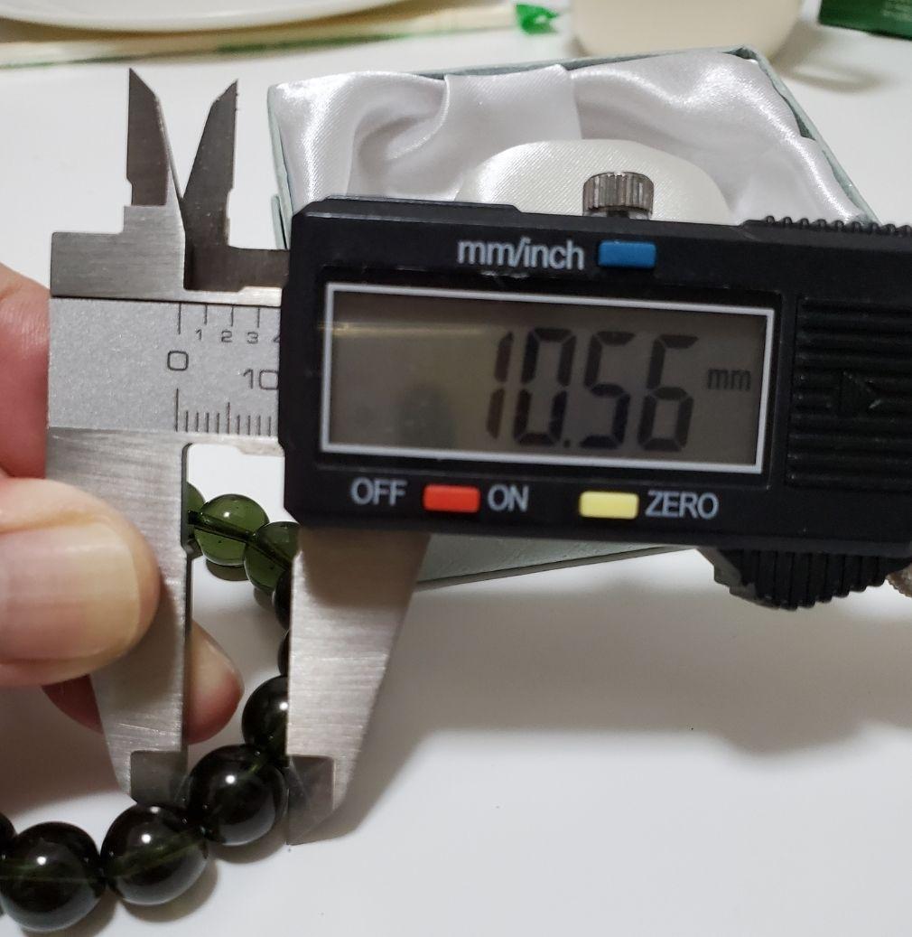 【10ミリアップ】モルダバイト　ブレスレット