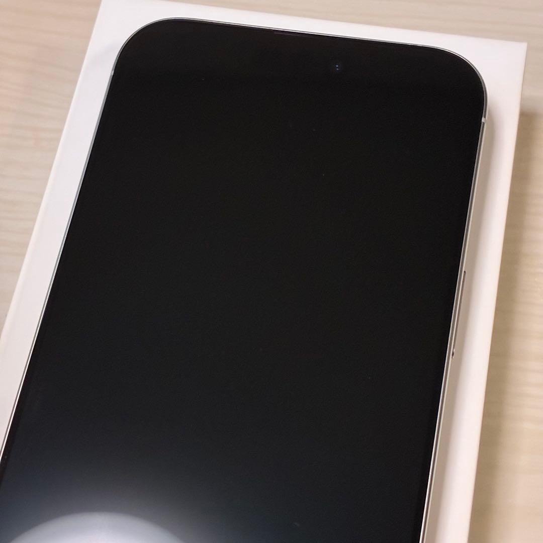 iPhone16ProMax256ホワイトバッテリー100新品フィルム他おまけ付