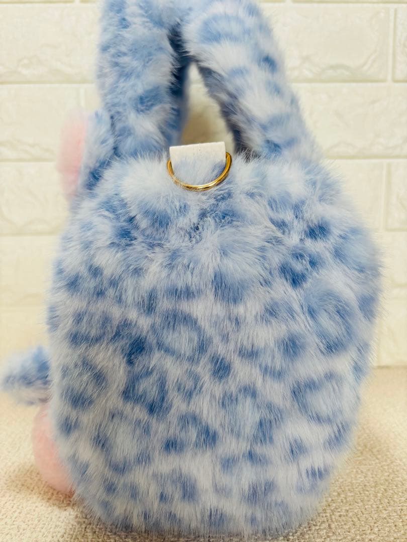 黒*こ様 コヤンイサムチョン　ファーバッグ　ヒョウ柄水色　うさちゃん