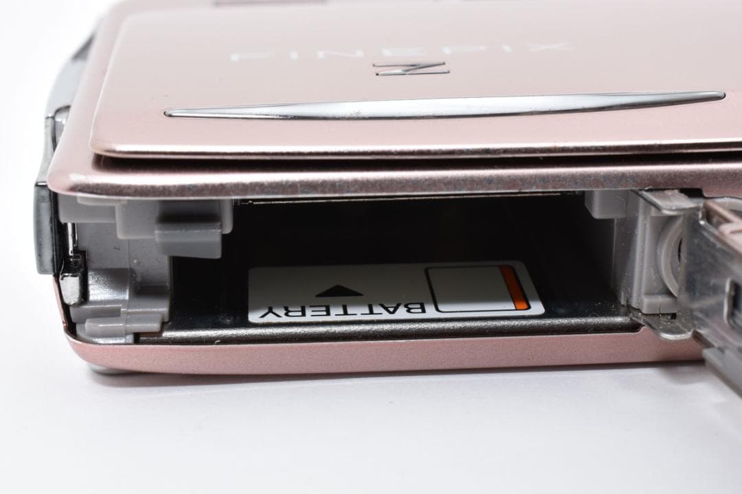 【美品】FUJIFILM FINEPIX Z950EXR ゴールド　動作確認済