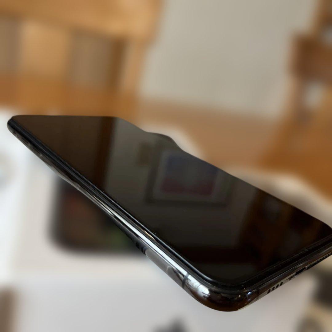 極美品 iPhone XsMax 256GB SIMフリー 純正バッテリー83%