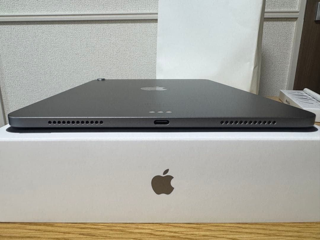 iPad Air 11インチ(M2)Wi-Fiモデルスペースグレー　本体