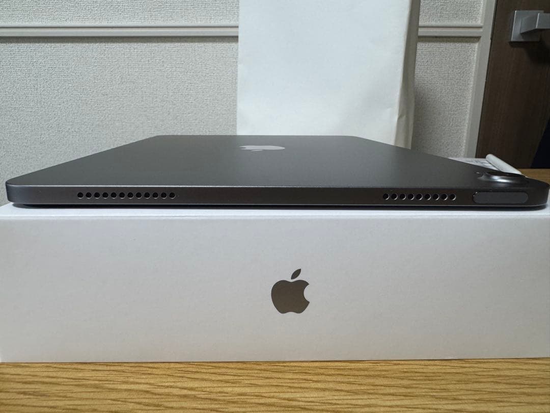 iPad Air 11インチ(M2)Wi-Fiモデルスペースグレー　本体