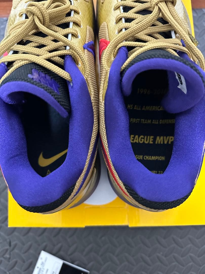 ナイキ　コービー5　プロトロ　UNDEFEATED