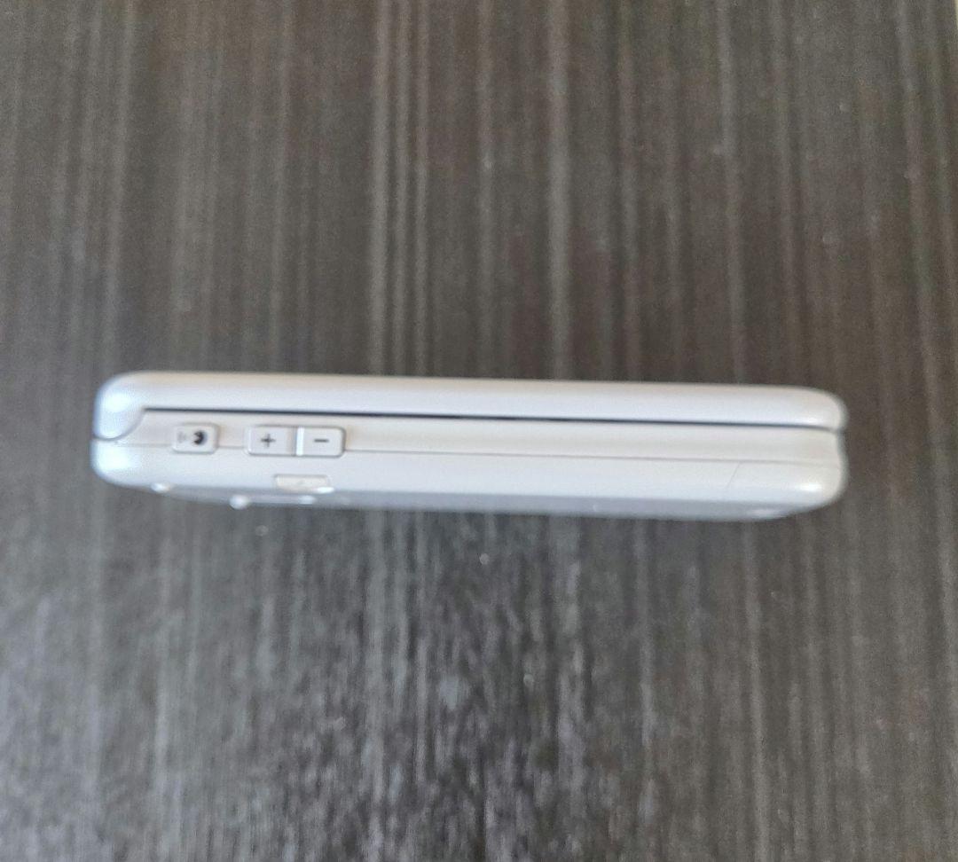 カ*♪様 DOCOMO らくらくフォン F-01M ホワイト