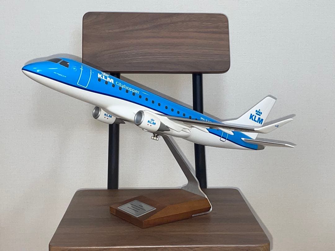 [PACMIN]エンブラエル175 1/72 KLM 大型模型[非売品]