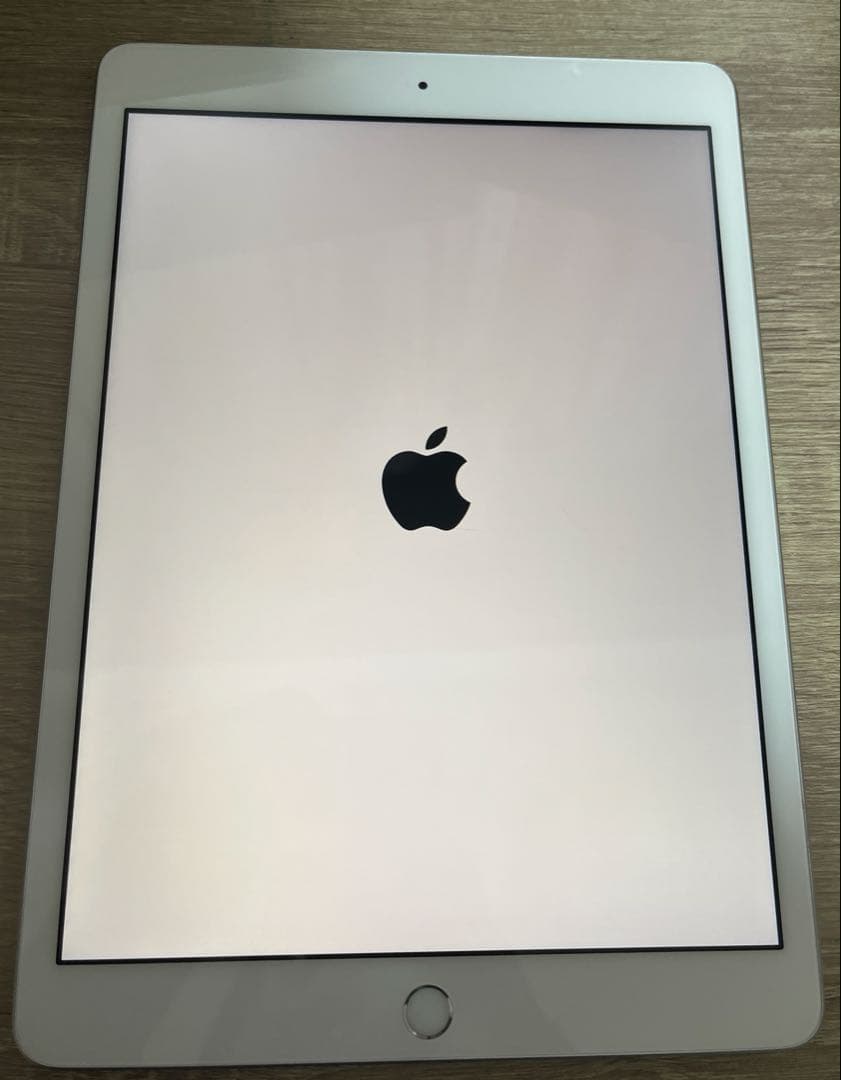 iPad第8世代 32GB WIFIモデル