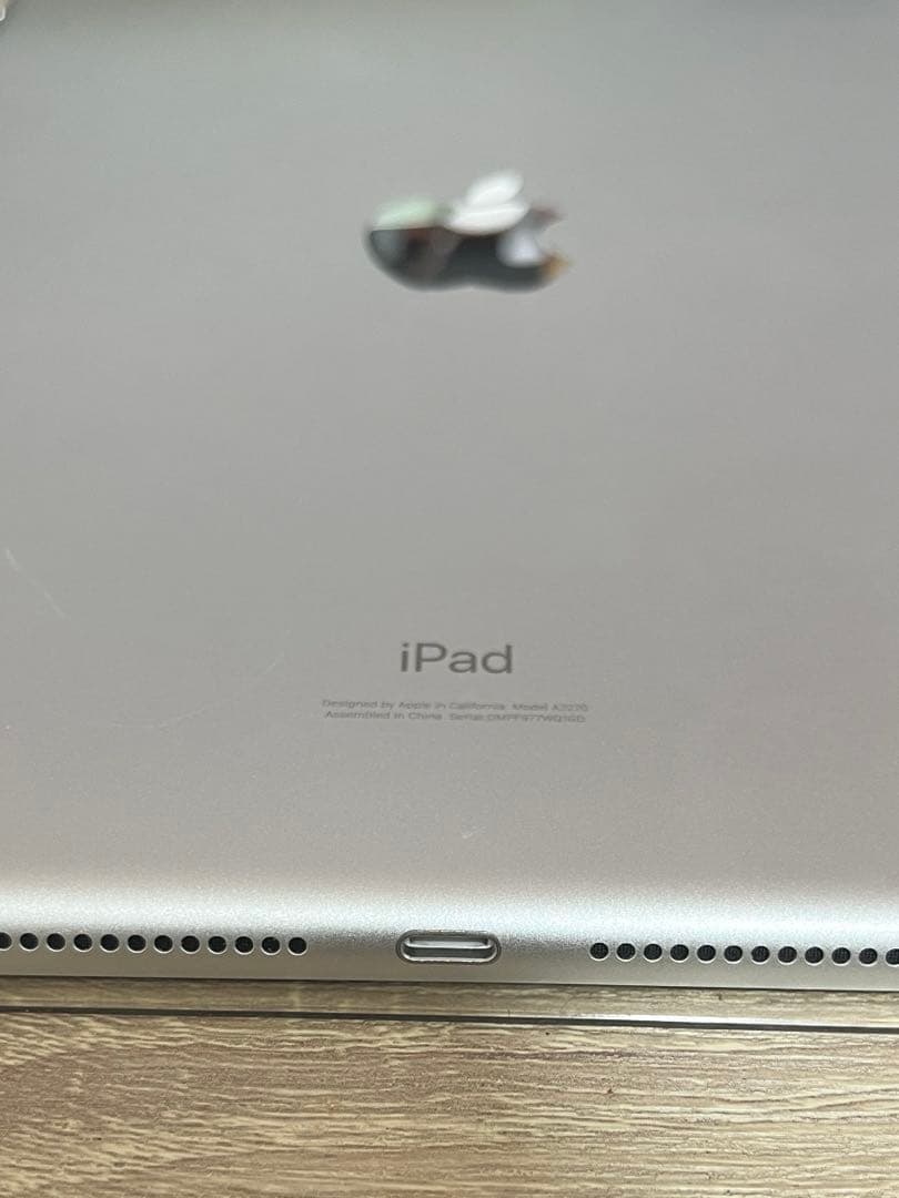 iPad第8世代 32GB WIFIモデル