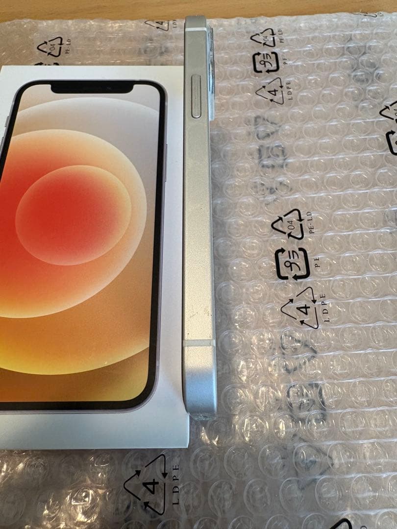 Apple iPhone 12 mini ホワイト MGA63J/A