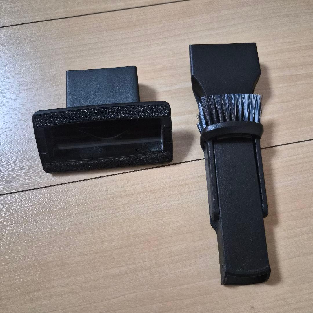 SHARK ハンディクリーナー本体 ブラック 充電スタンド付き