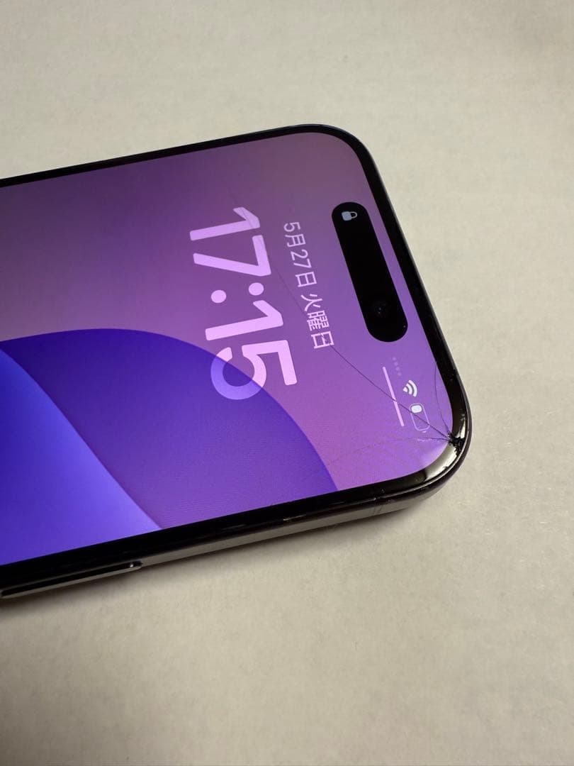 iPhone15pro 256GB 本体 ジャンク品　画面割れ　背面割れ