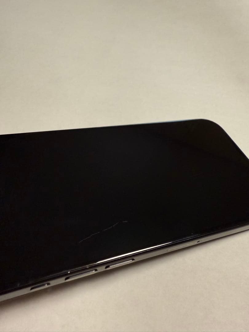 iPhone15pro 256GB 本体 ジャンク品　画面割れ　背面割れ