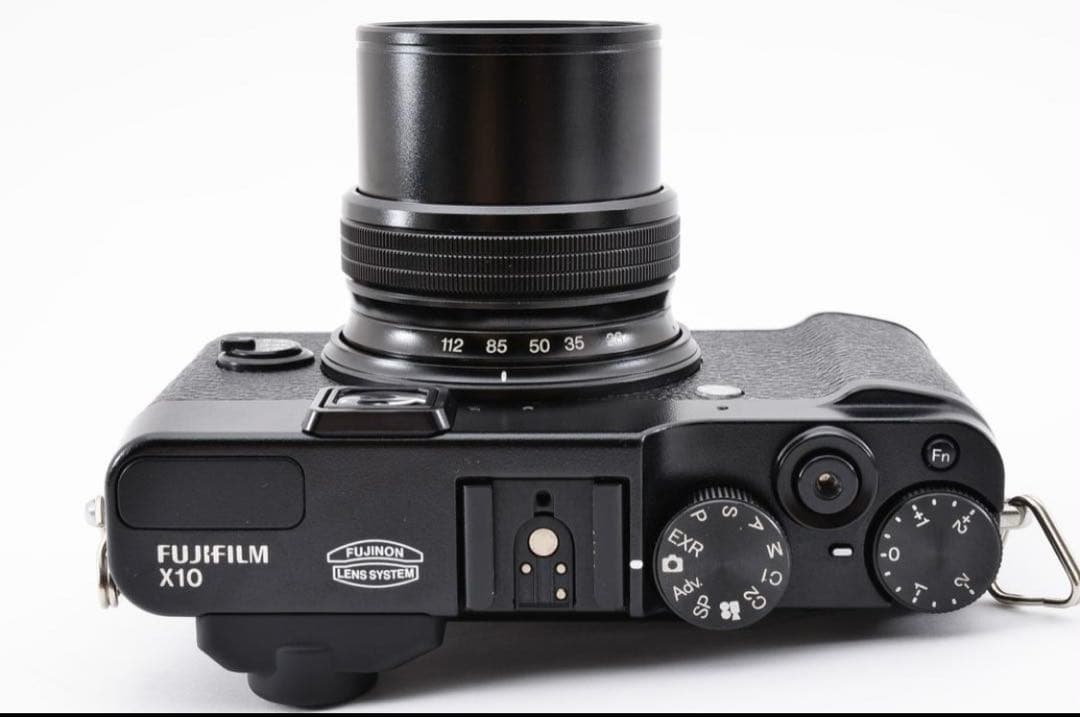 富士フィルムFUJIFILM X10 コンパクトデジタルカメラブラック【美品】