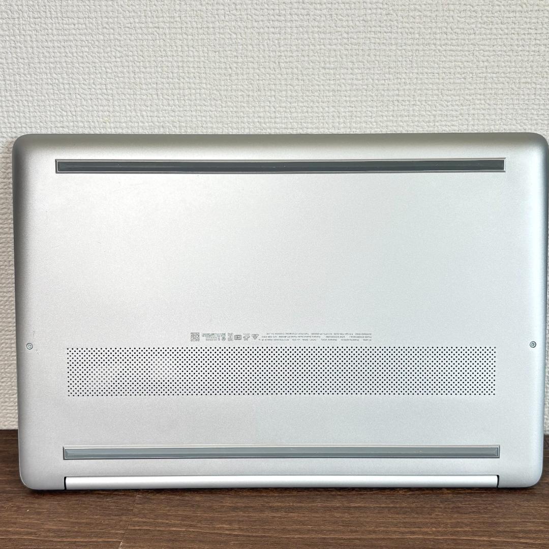 HP ノートPC　 256GB SSD/8GBメモリ/15.6型