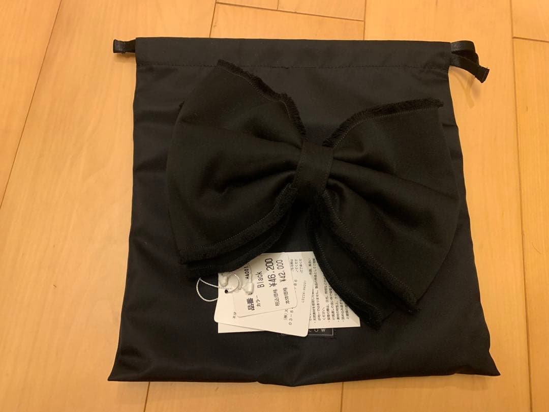 LUDLOW 大きな大きなリボンバレッタ