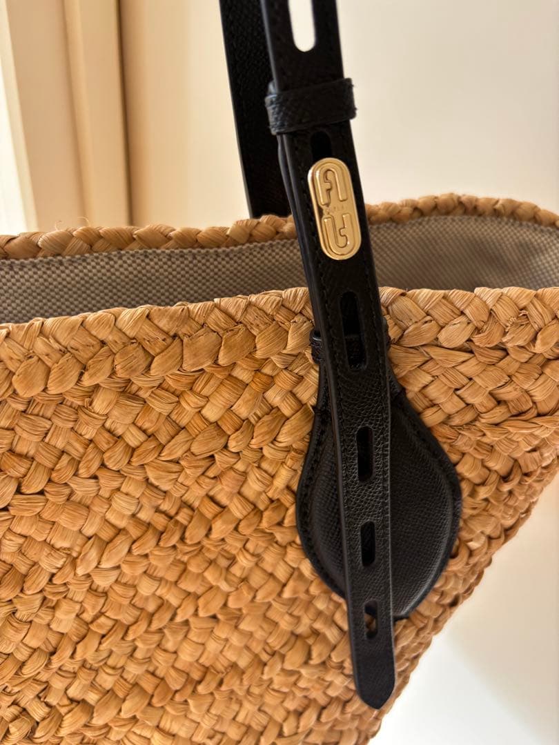 専用 フルラ FURLA ナチュラルストロー かごバッグ トートバッグ