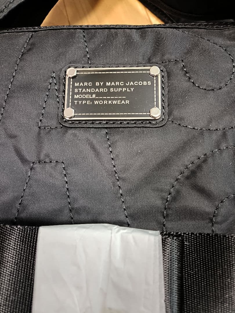 新品 マークジェイコブス PCバッグ 黒 キルティング