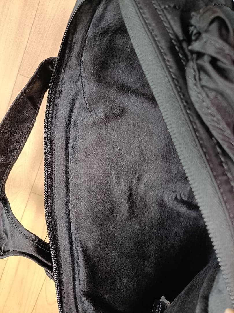 新品 マークジェイコブス PCバッグ 黒 キルティング