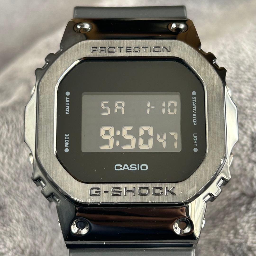 メタルブラック［正常稼働］G-SHOCK GM-5600B-1JF