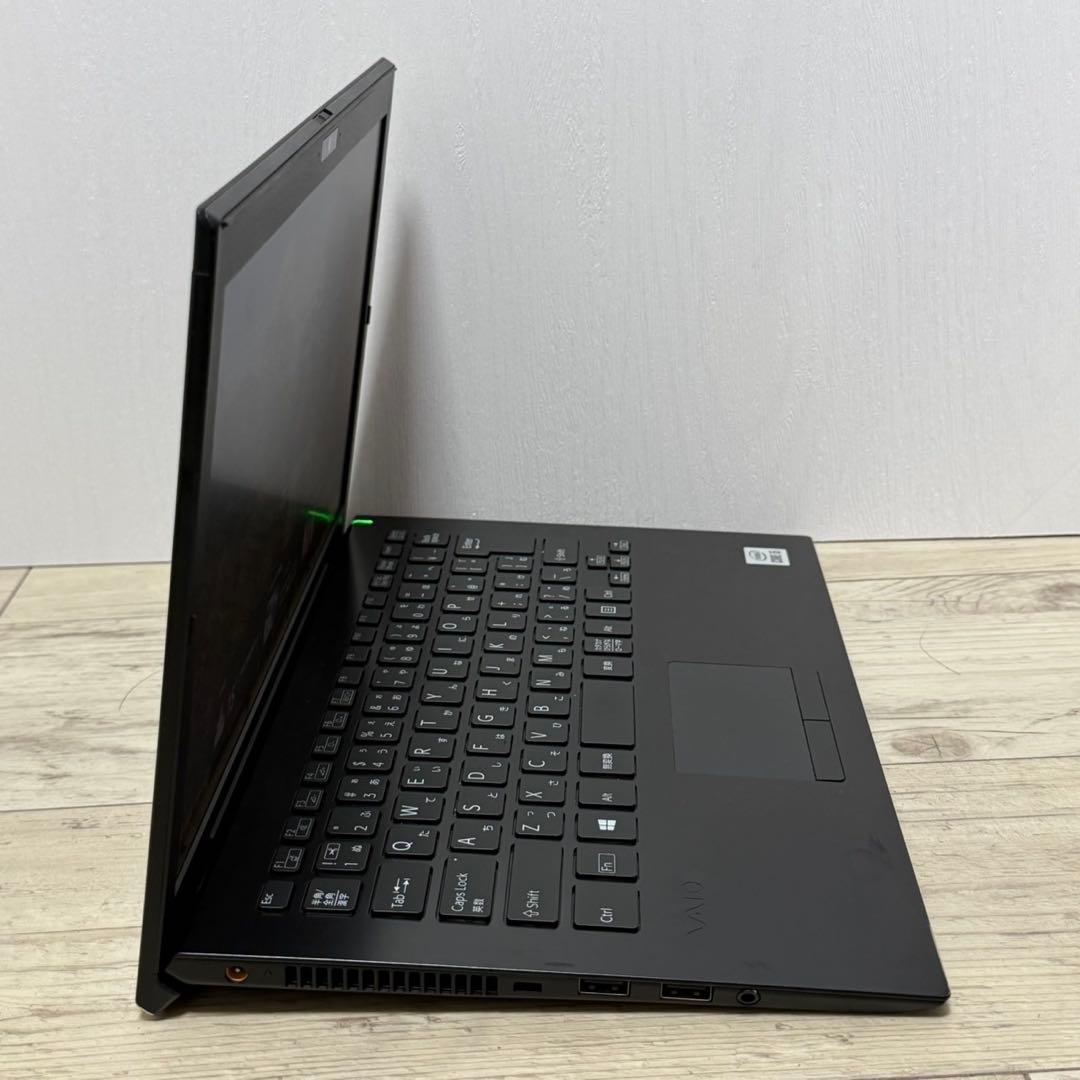 軽量 VAIO ノートパソコン 10世代i5 Office付き SSD 8GB
