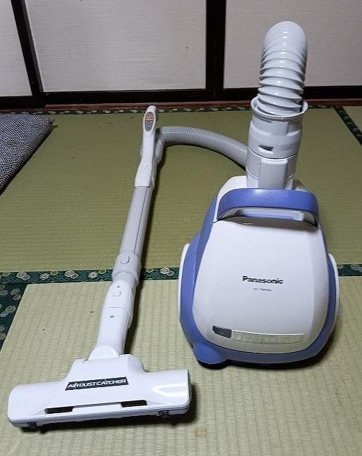 パナソニック MC-PBH6A-AH 掃除機 2024年製　紙パック11個付き