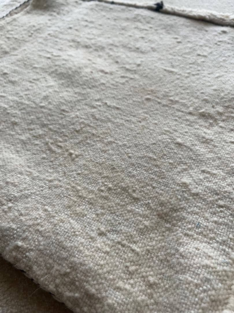 ベニワレン　クッションカバー新品 56cm×49cm