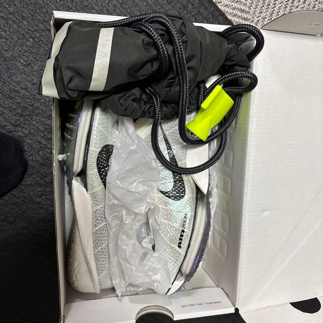 ウ*ー様 Nike AIR ZOOM VICTORY 2 インゲブリクトセン26