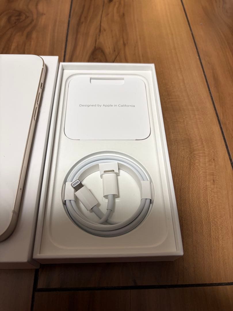 Apple iPhone 14 256GB SIMフリー　ホワイト 本体