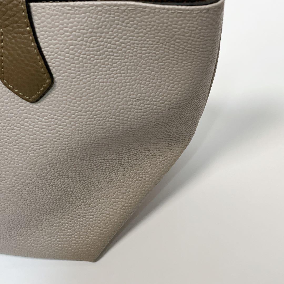 【美品】エルベシャプリエ2827GL Mastic & Loutre