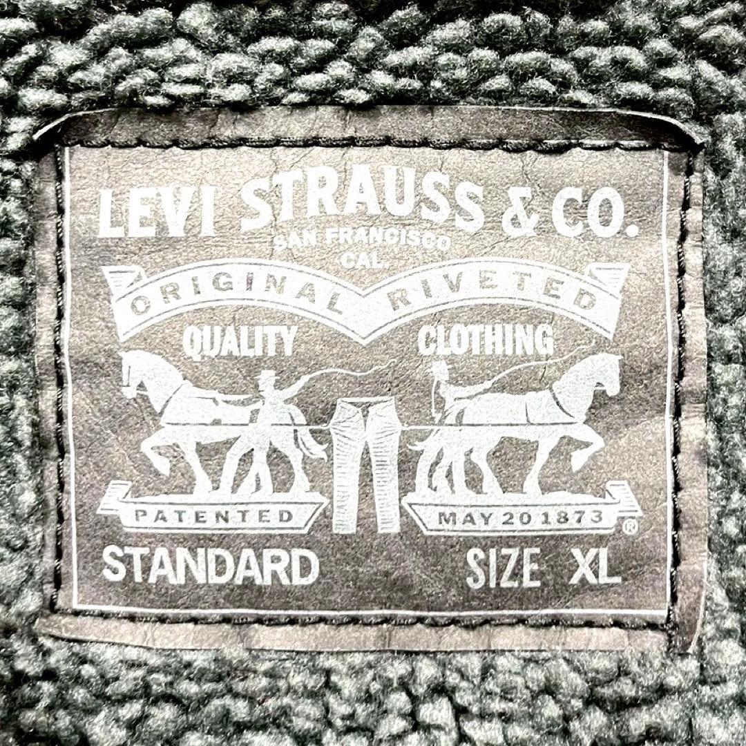 。 リーバイス ブラックカラー ゆるだぼ00s ボア トラッカージャケット