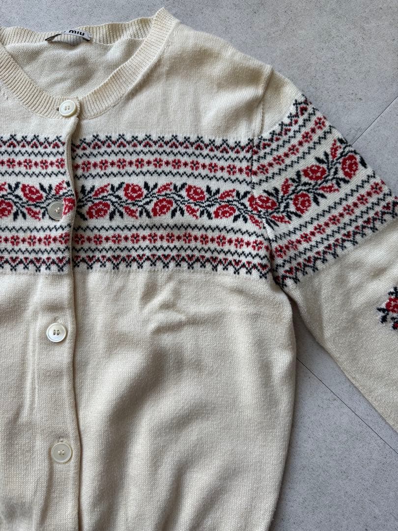 専用　MIU MIU バラ柄ニットカーディガン