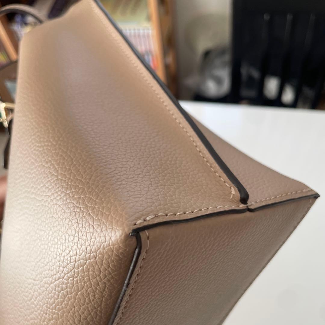 COACH　コーチ　モリートート25　ショルダーバッグ　袋付き