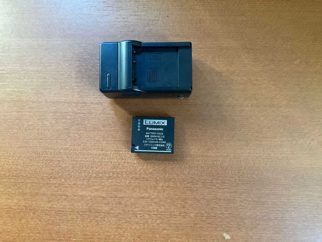 コンパクトデジカメ DMC-LX7 レザーケース、EVF、MCプロテクター付