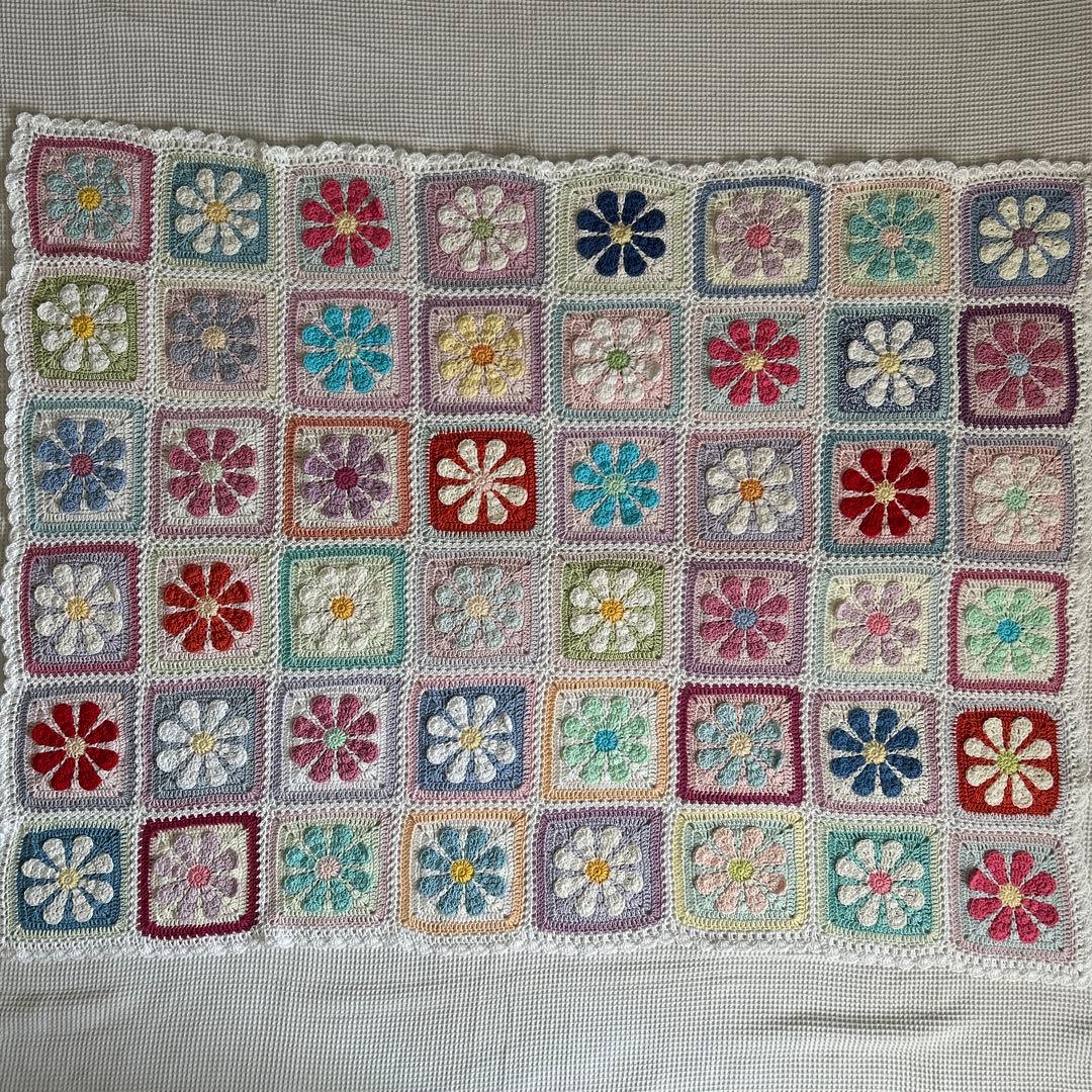 デイジーモチーフ 手編み マルチカバー ブラケット 大判 コットン