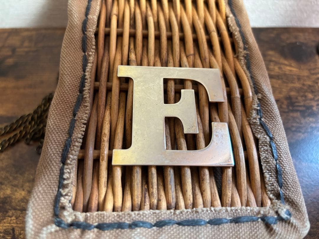 ebagos エバゴス　キャンバス　チェーンポシェット