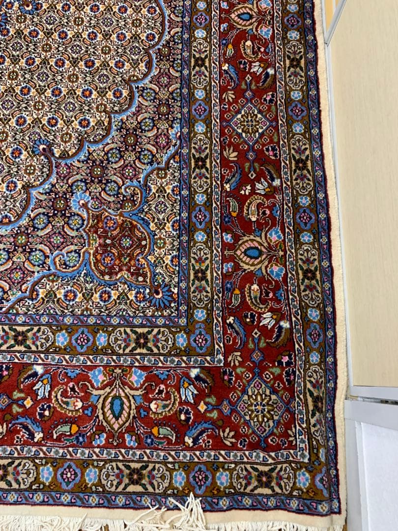 送料込み！　ペルシャ絨毯 イラン シルク 307×197