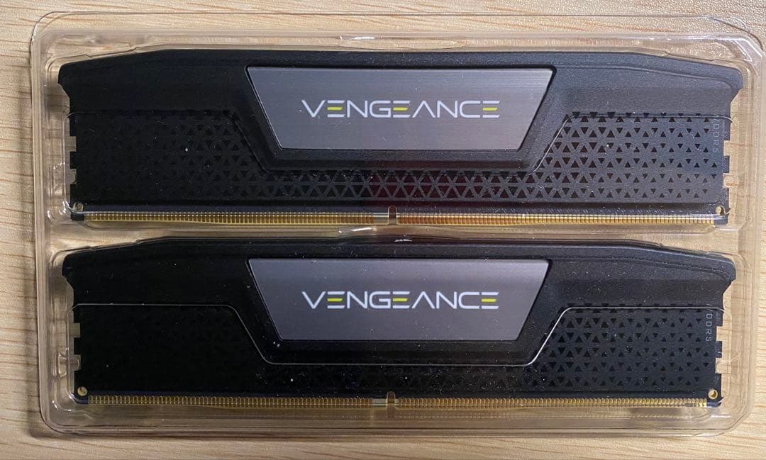 CORSAIR VENGEANCE DDR5 32GB 6000MHz 未使用