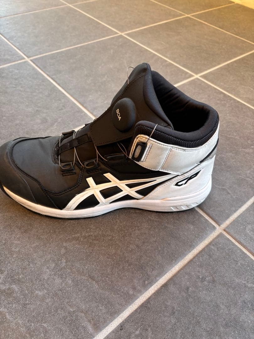 Asics BOAシステム安全靴 ブラック/ホワイト