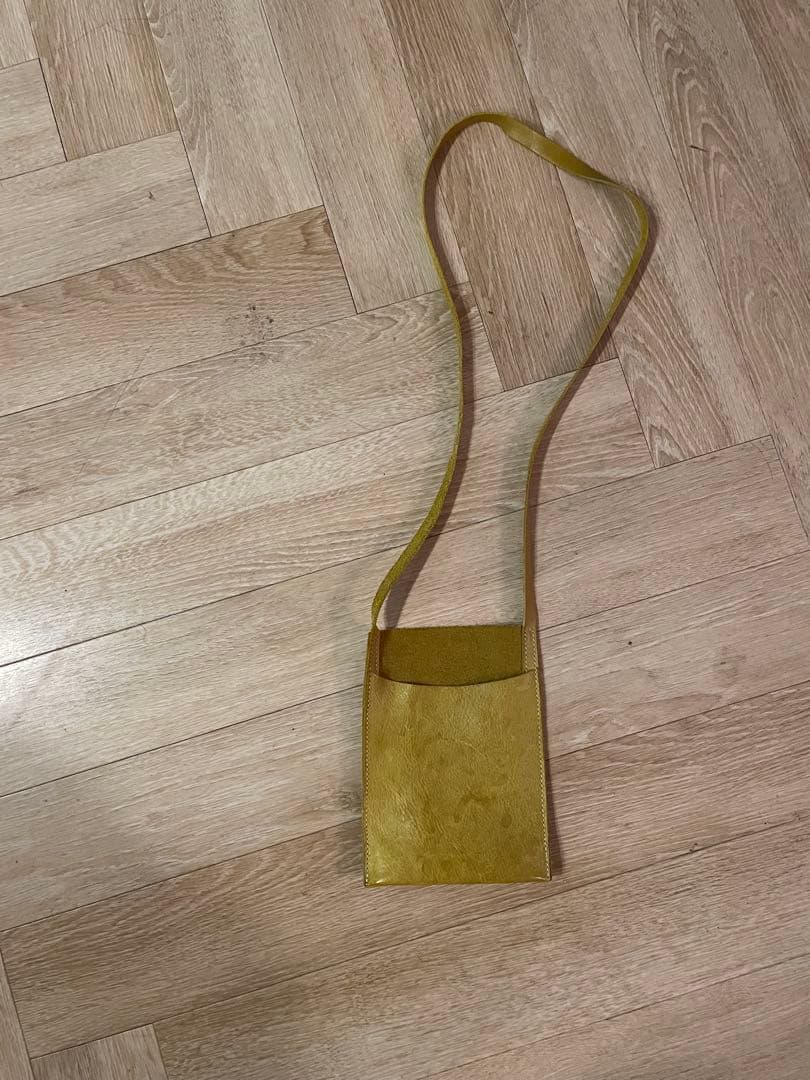 GUIDI / PKT1 レザーショルダー　パスポートバッグ