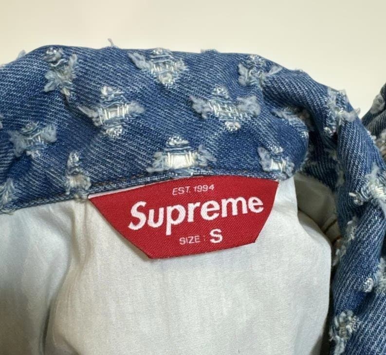 Supreme HolePunchDenimTruckerJacket　美品