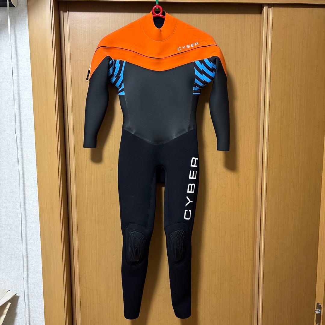 CYBER セミドライスーツ オレンジ/ブラック/ブルー　キッズサイズ150